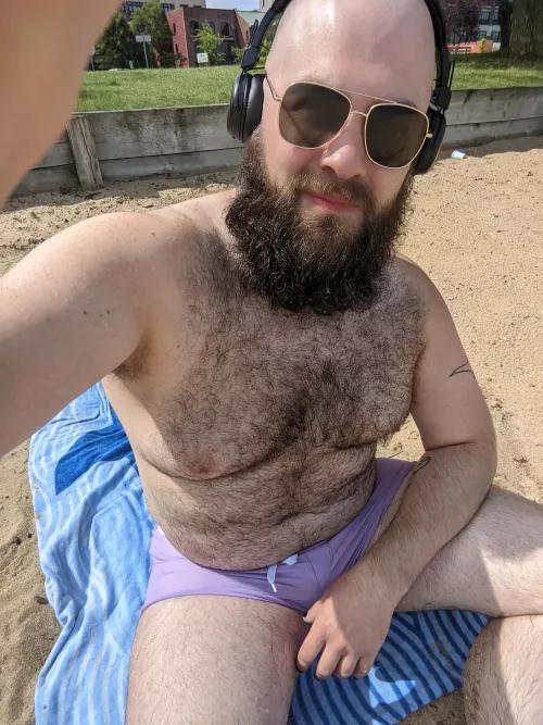 As much as I love the Fall weather, I do wanna go to the beach again!