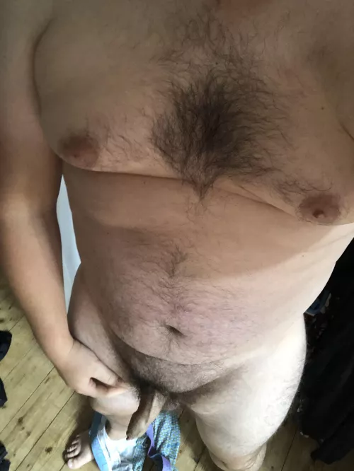 As promised they are off feel like I need someone to help me out! If you want to turn me on play with my nipples 😈