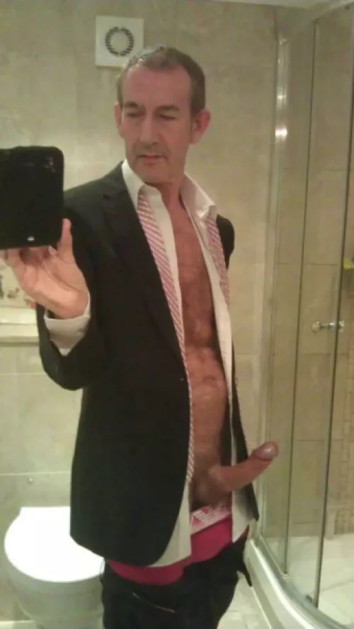 at attention (x-post r/SuitedMen)