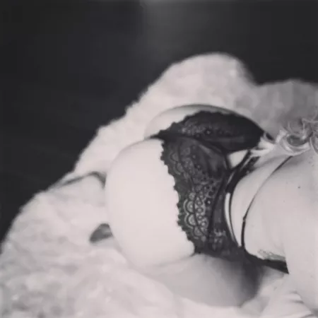 Baby I’m back! OF link in comments! Only $5 subscription 💋