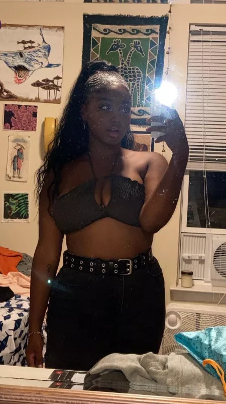 Bar look from this past weekend! 🖤