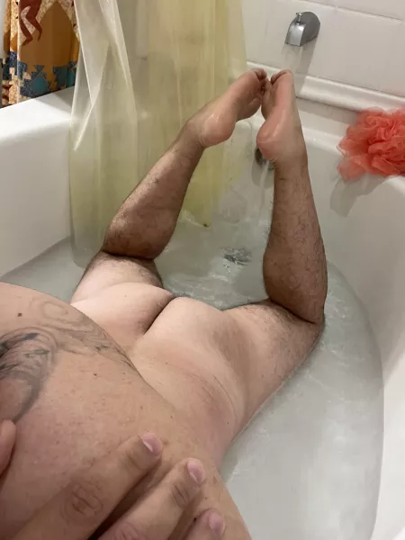 Baths count right?!? DMs always open!!
