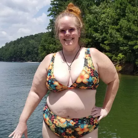 Beautiful day at the lake 🌞