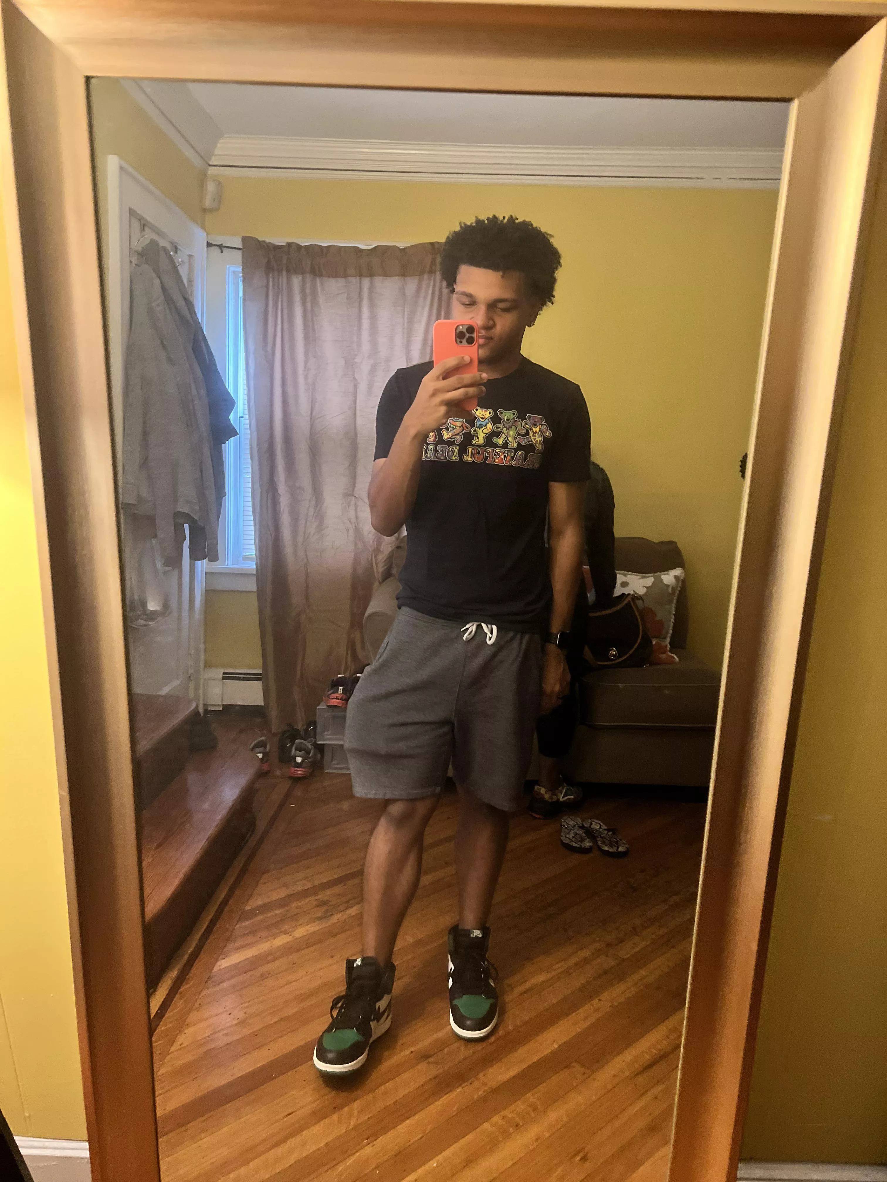 Been lurking around for a while and decide to show my face :) sooo… hello I guess (ignore the bulging pocket LOL) Been lurking around for a while and decide to show my face :) sooo… hello I guess (ignore the bulging pocket LOL)