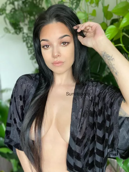 🖤 Big Tiddy Latina Emo 🖤