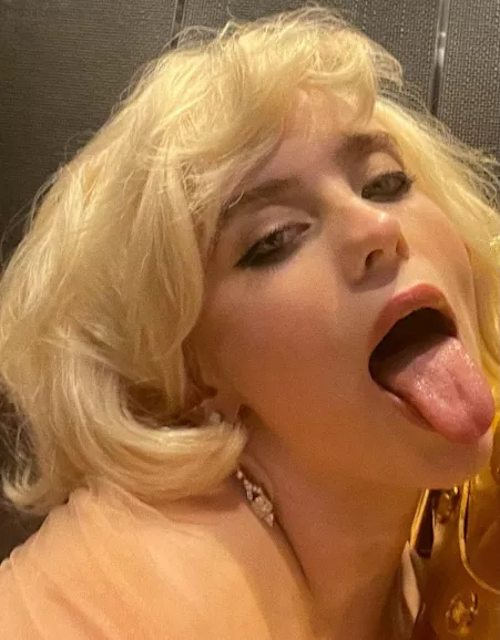 Billie Eilish is impatiently waiting for you to finish on her face 😛