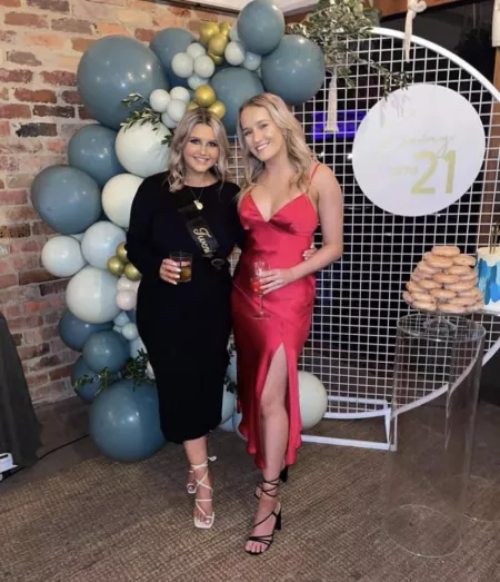 Black dress or Red dress? Black dress or Red dress?