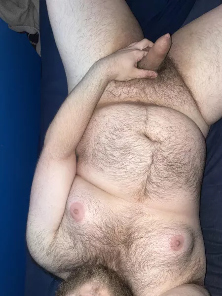 Bored in this heat 🥵