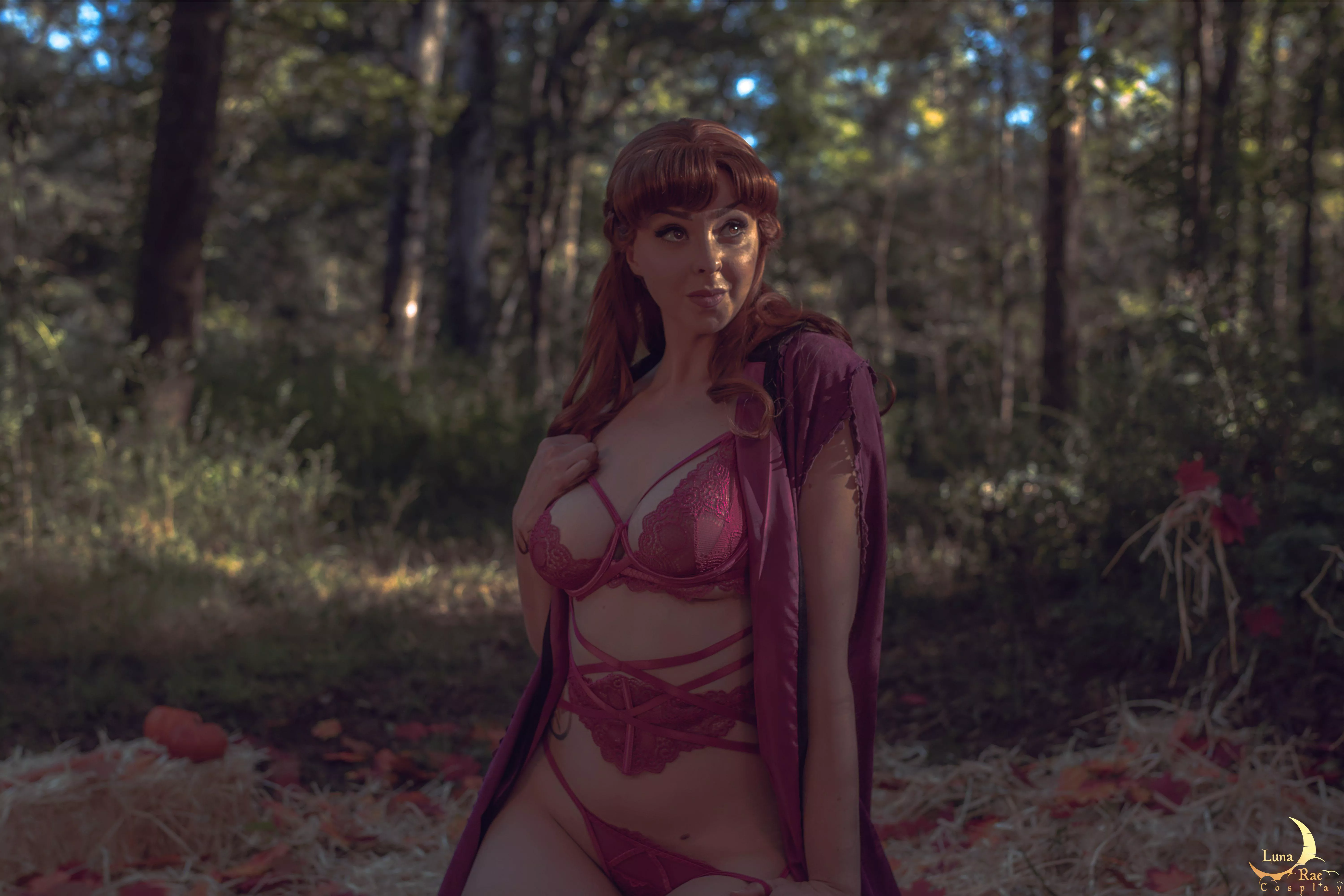 Boudoir Anna from Frozen cosplay by LunaRaeCosplay Boudoir Anna from Frozen cosplay by LunaRaeCosplay