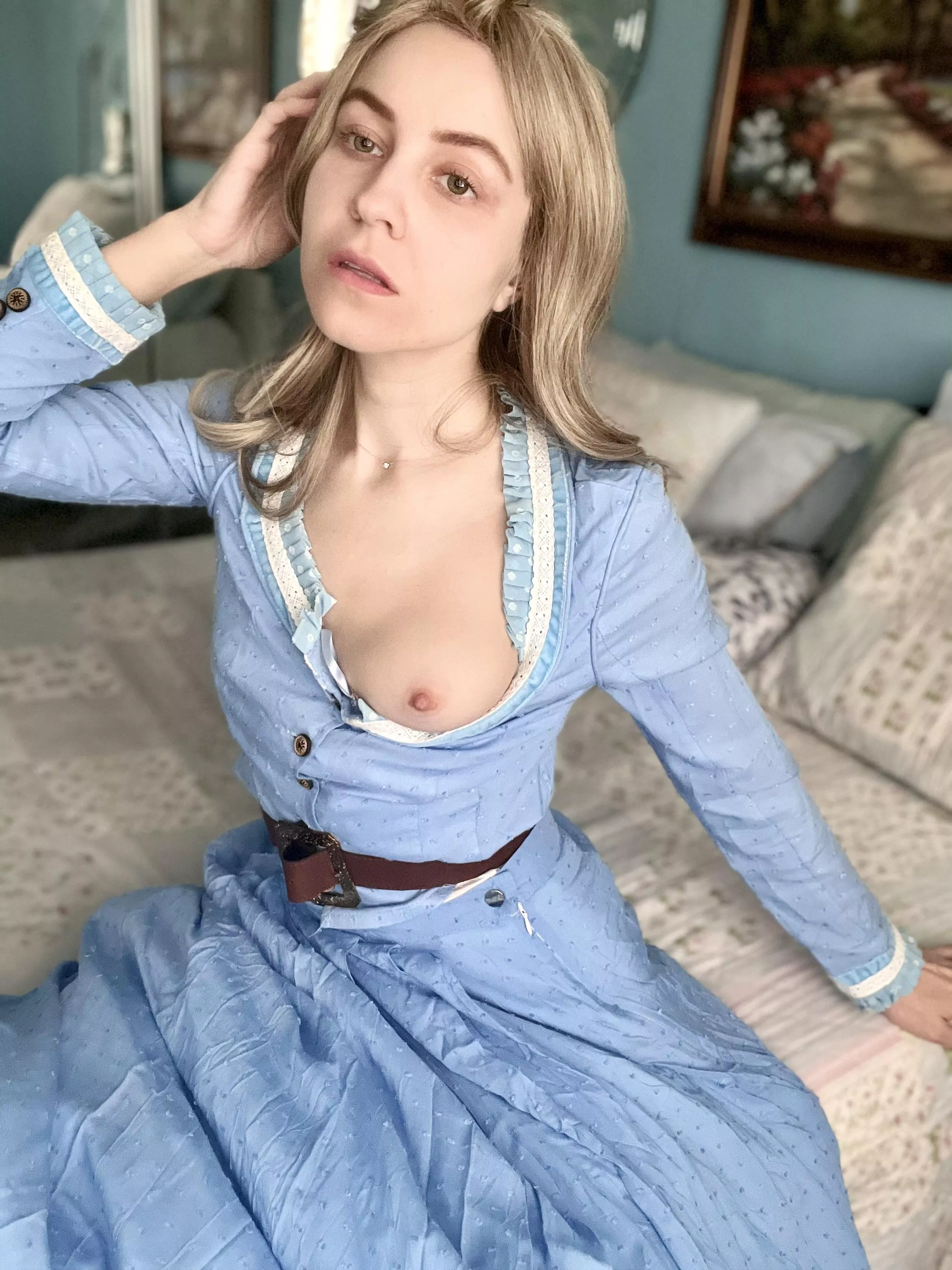 bring yourself back online…. and then [f]antasize about me? 🐎