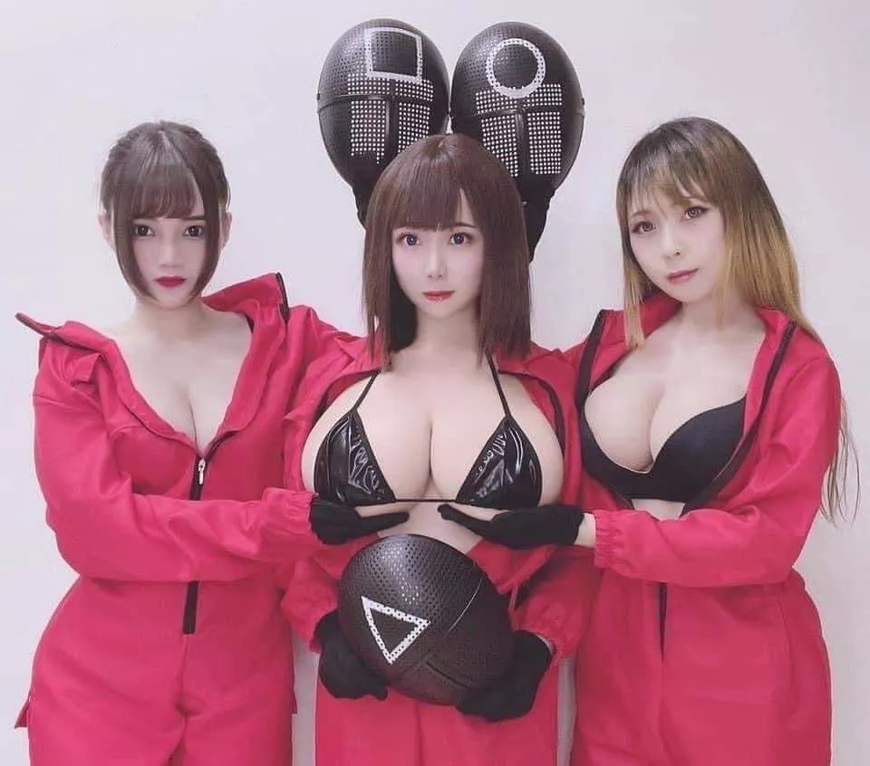 Busty Asian models