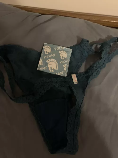 Came home from work to my horny girlfriend and this (pms open)