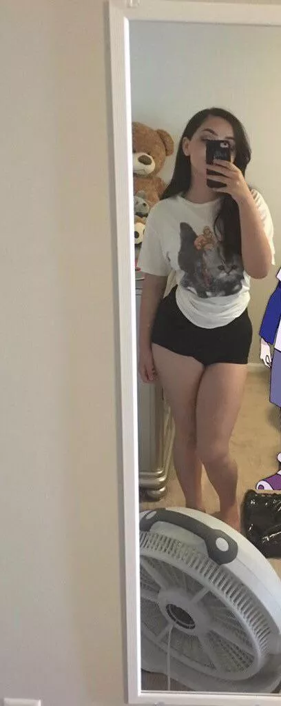 Can someone trib my crush please, PM’s open