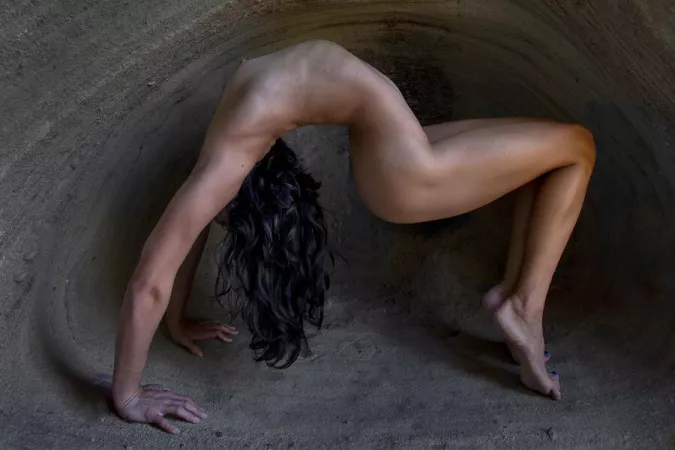 Cave contortion