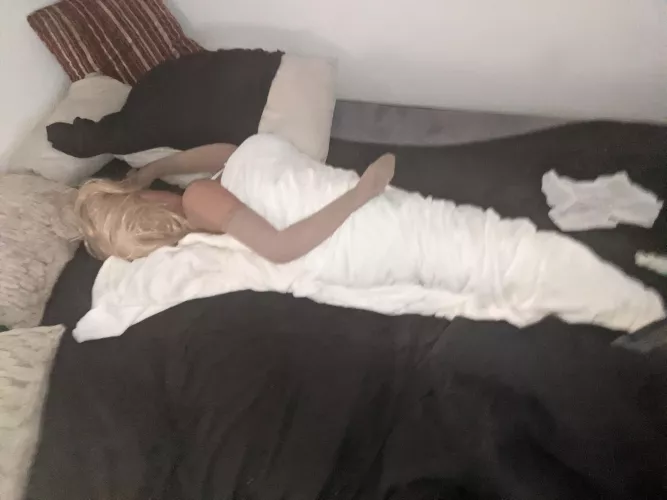 Caveman, woman, me, cocoon, electrical blanket = stress relief grrr...