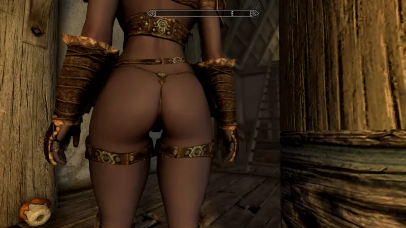 Celebratory ass pic since I finally realized I can turn the cursor off for screenshots 😅 ft. unfortunate sweet roll