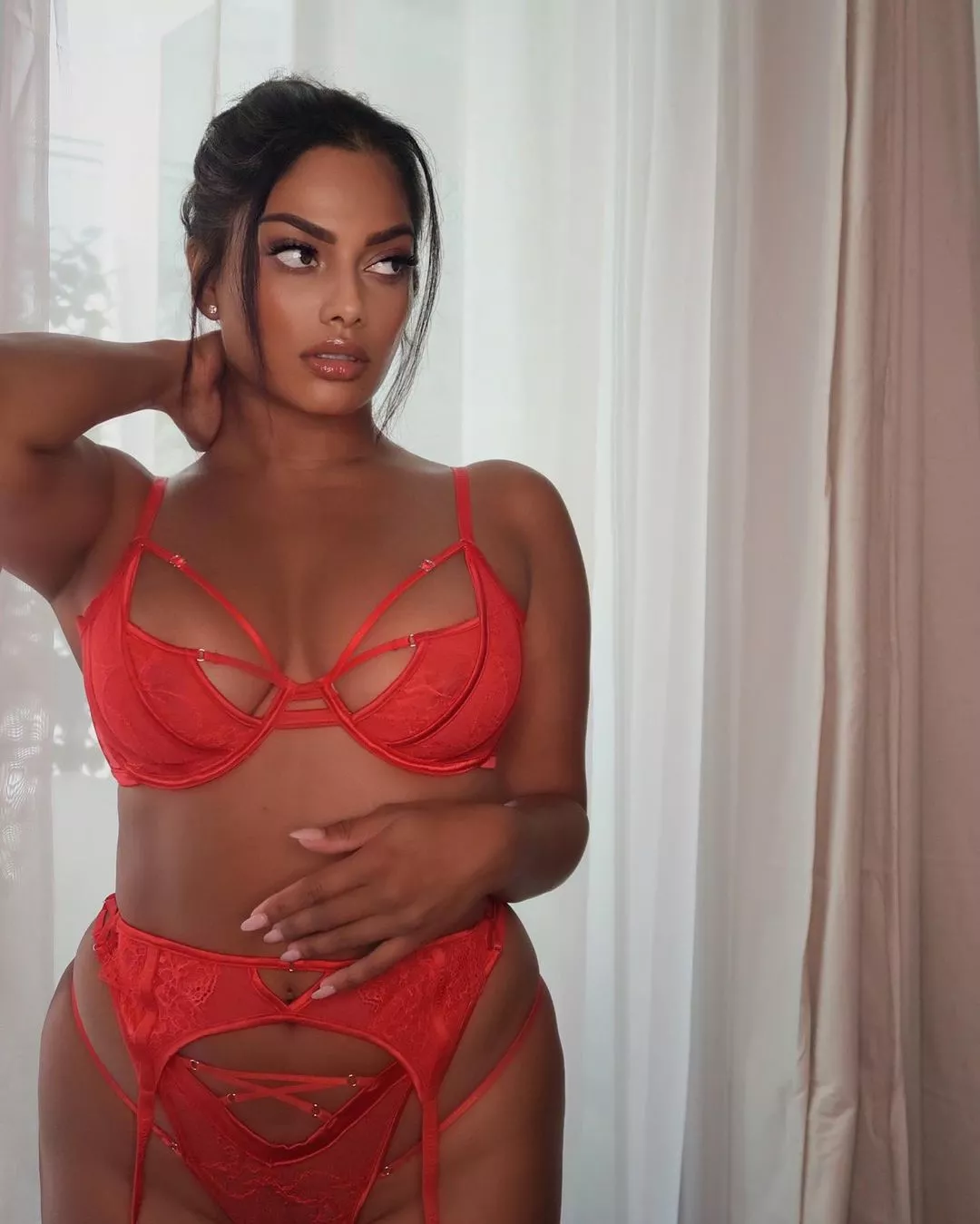 Chandrika Ravi