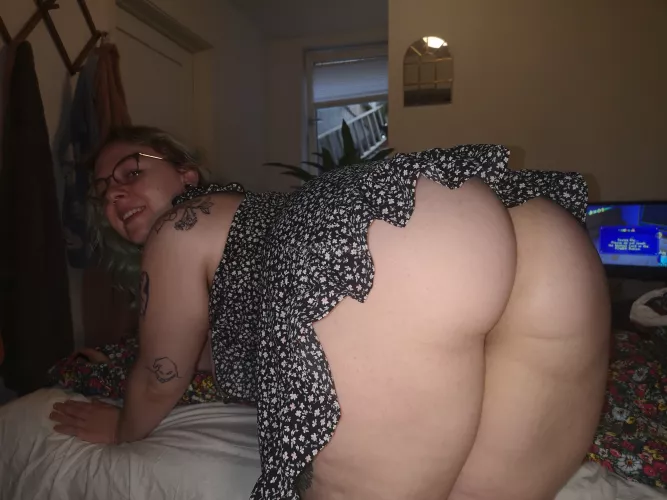 Come hug all 50inches of it 💖