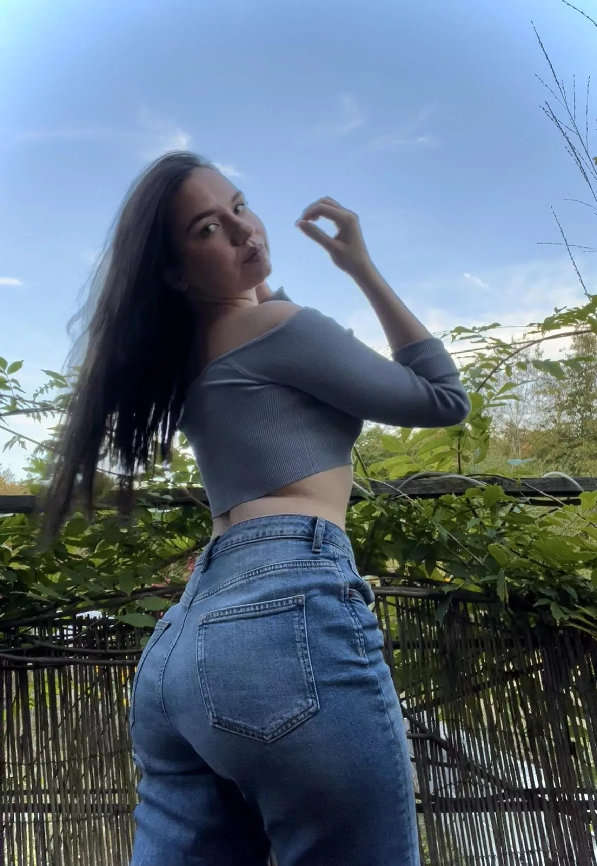 Come over, I offer: free dick ratings, toy play, sucking dick vids, boy/girl content, piled naked twerking, dirty talking, custom requests and more on my OF π₯΅π Link in my pinned post ππ Come over, I offer: free dick ratings, toy play, sucking dick vids, boy/girl content, piled naked twerking, dirty talking, custom requests and more on my OF π₯΅π Link in my pinned post ππ