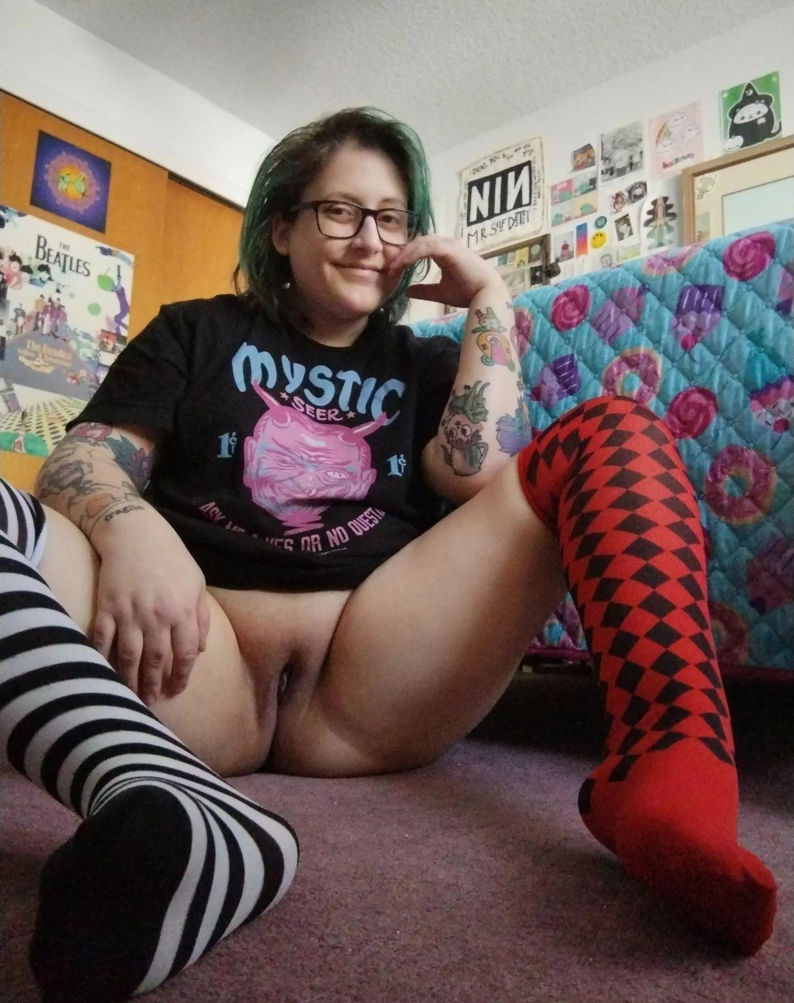 Come play with me