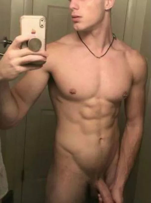 Comment if this made your day better so I know to post some more😉🥰