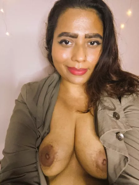 Cum on my face or cum on my C-cups?