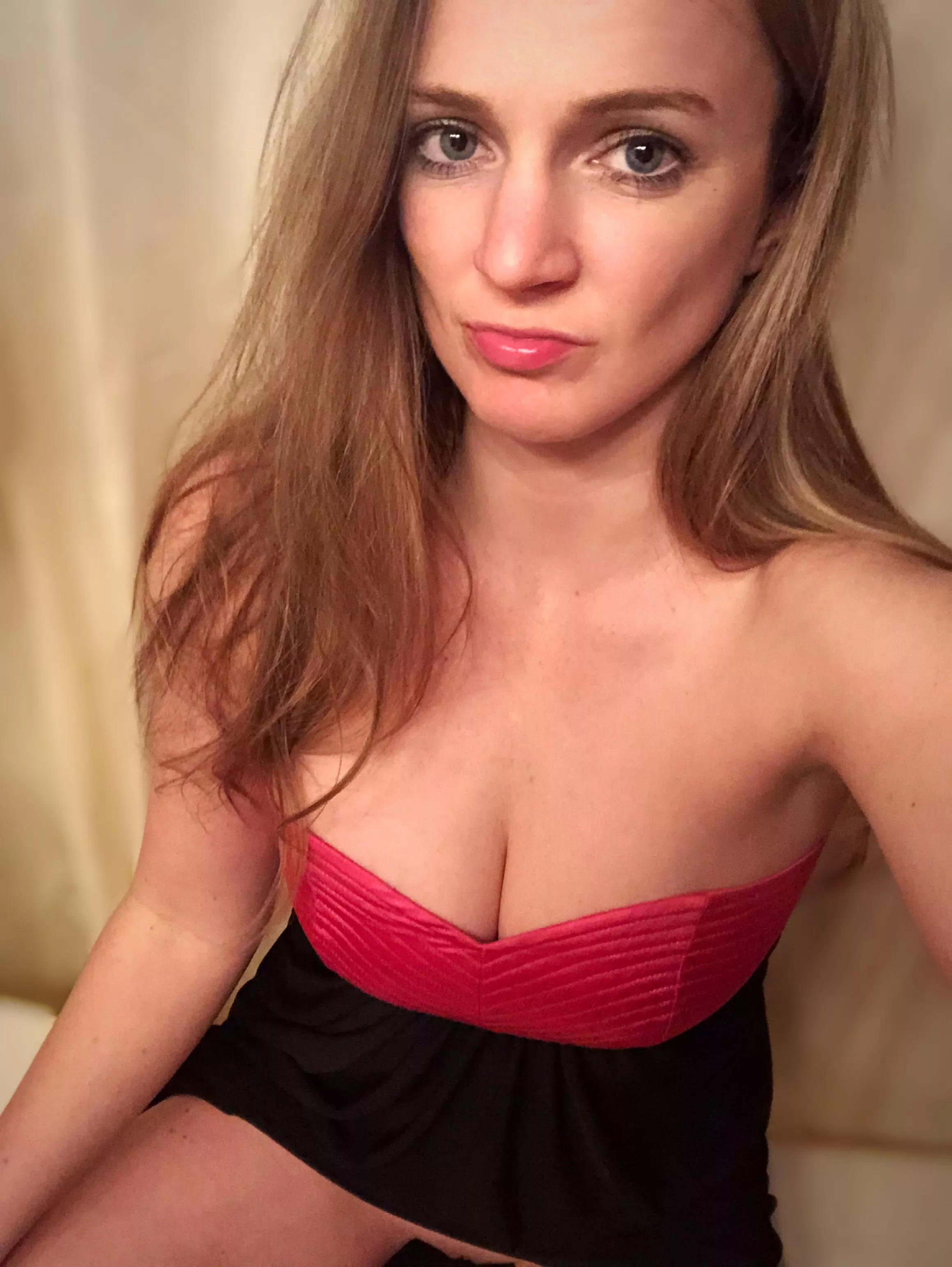 Cum play with me already đź’ť. I answer ALL messages. NO PPV. Hundreds of full length videos. Toys, squirting, anal and more. Cum play with me already đź’ť. I answer ALL messages. NO PPV. Hundreds of full length videos. Toys, squirting, anal and more.
