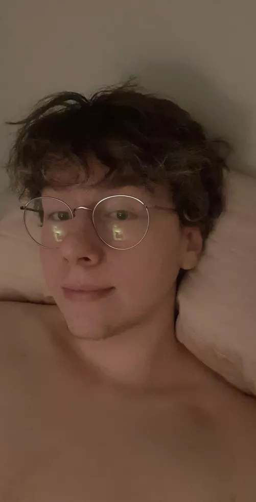 Cute guys don't sleep 🥴