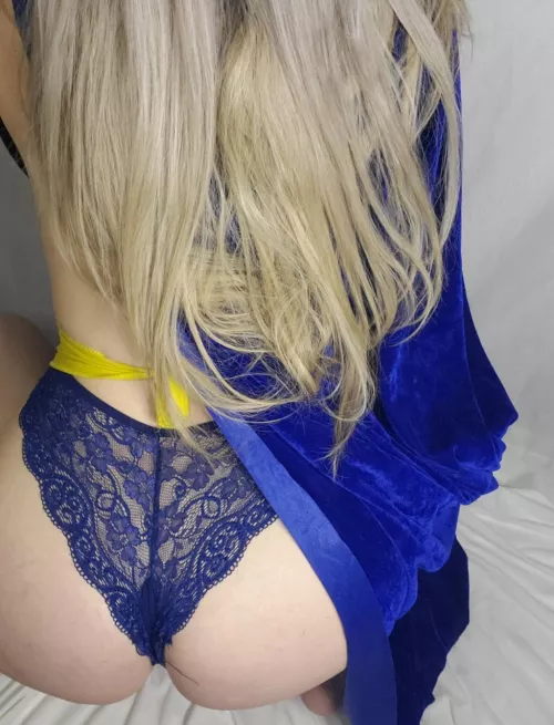 Daddy will you trEAT me this Halloween...