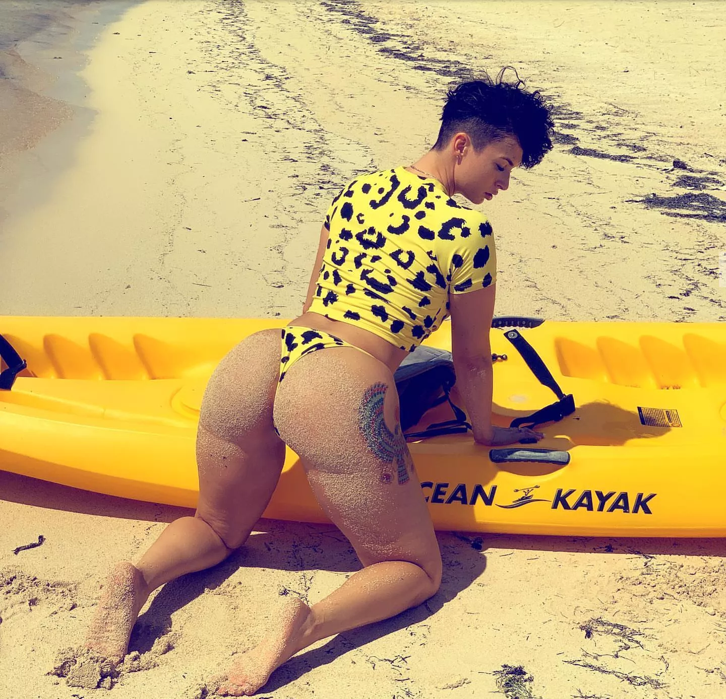 Damn that 🍑