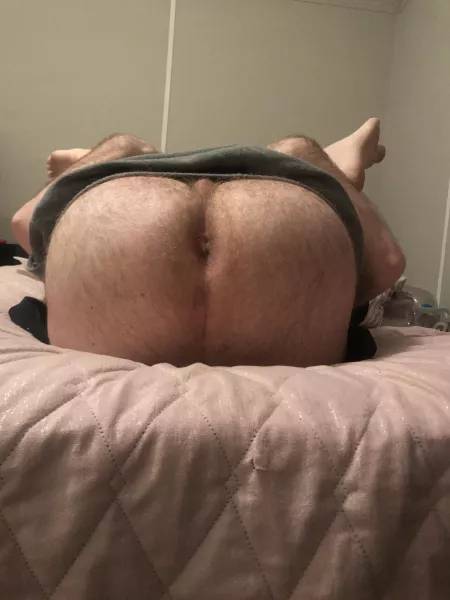 Damn y'all have much nicer asses than me.