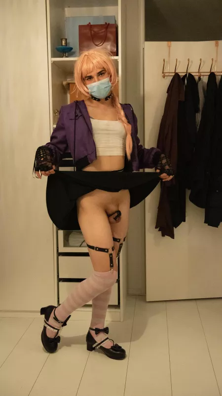 day 2 of locktober and im still feeling as ✨pretty✨ as ever