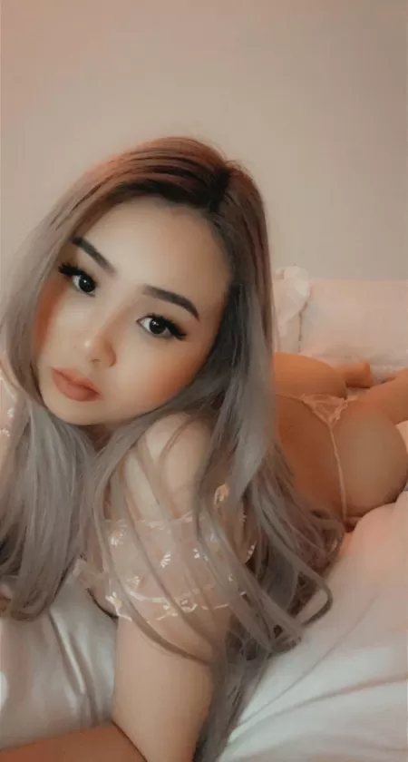 did you look at my eyes or my ass first?