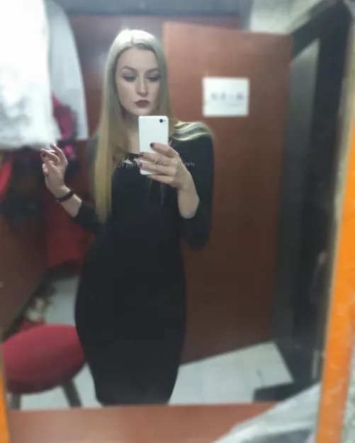 Do I look like a lady?♠️