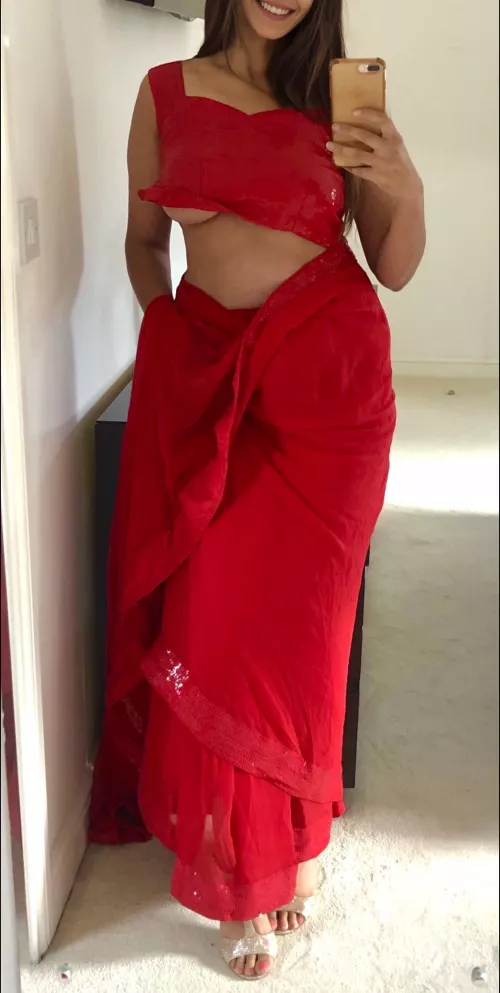 Do you like how this red sari looks on my brown skin? 🥻British Punjabi Indian [f]