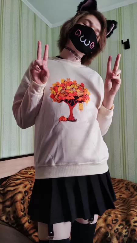 Do you like my outfit? 🥺