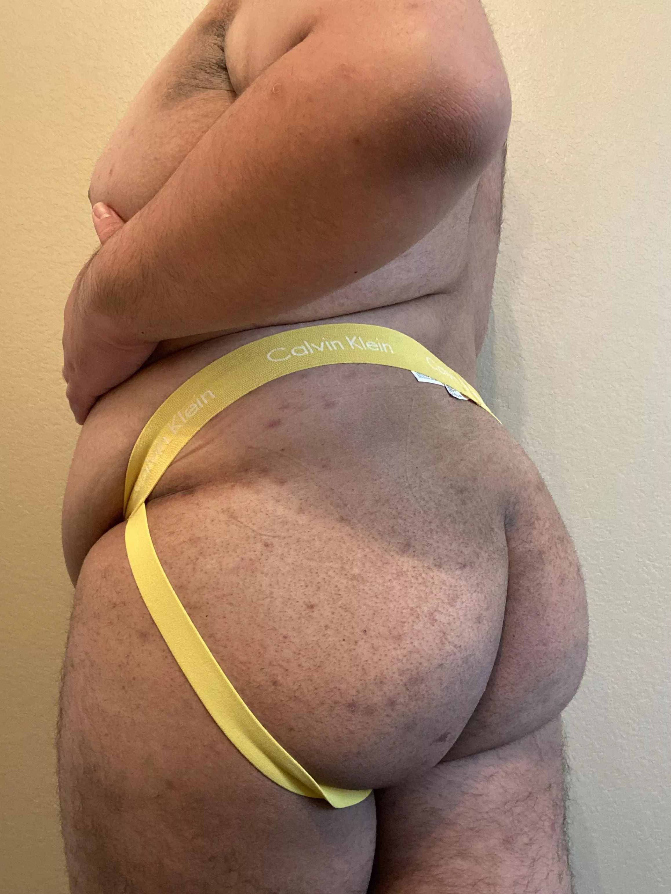 Does anyone like this ass anymore? 😣