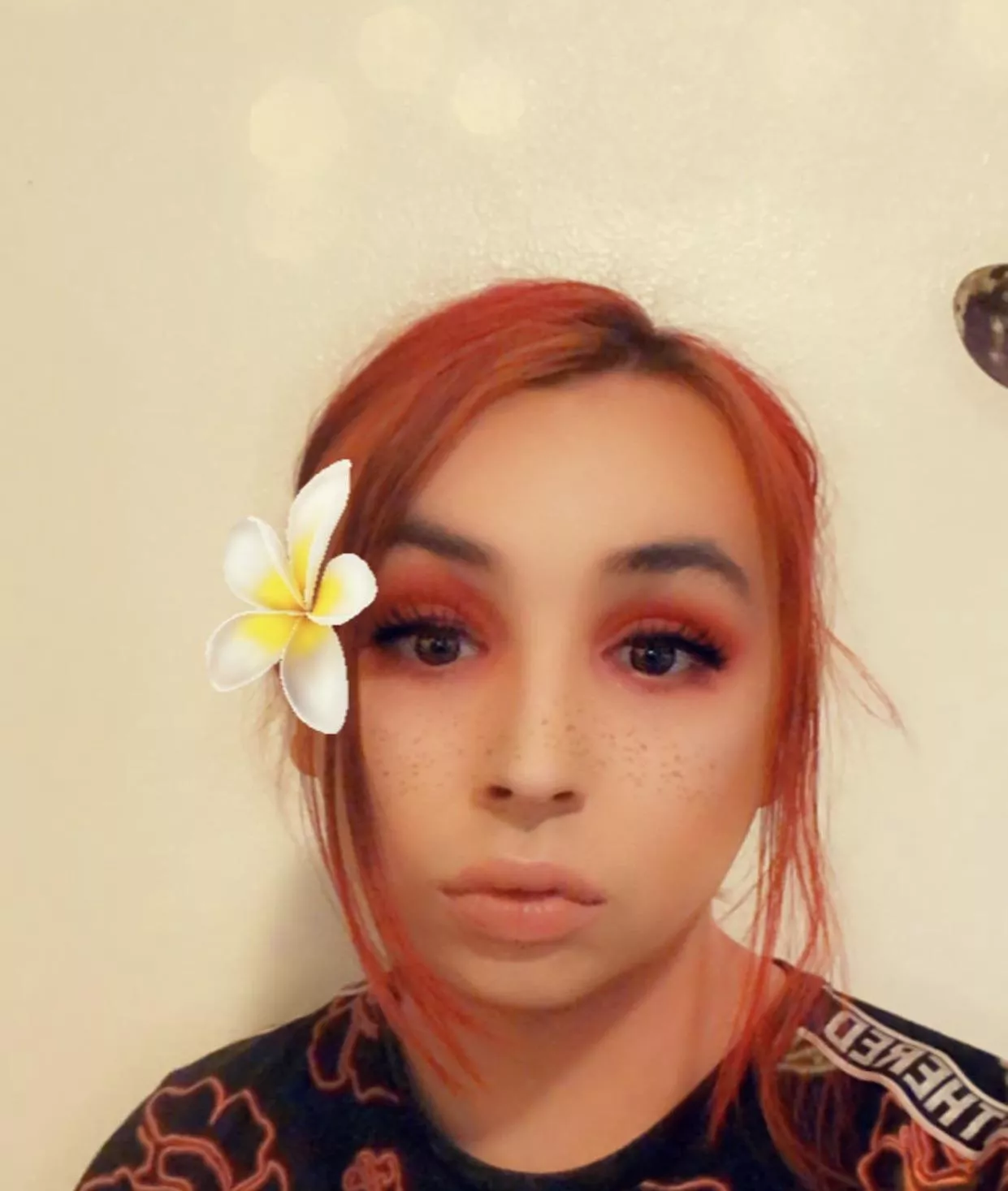 Does anyone wanna get to know eachother I need friends 🥺