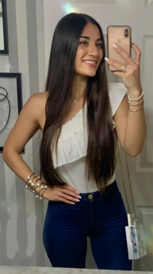 Does my Best Friend's GF deserves cum? Send this picture cocked for more. Kik: Ctrib69