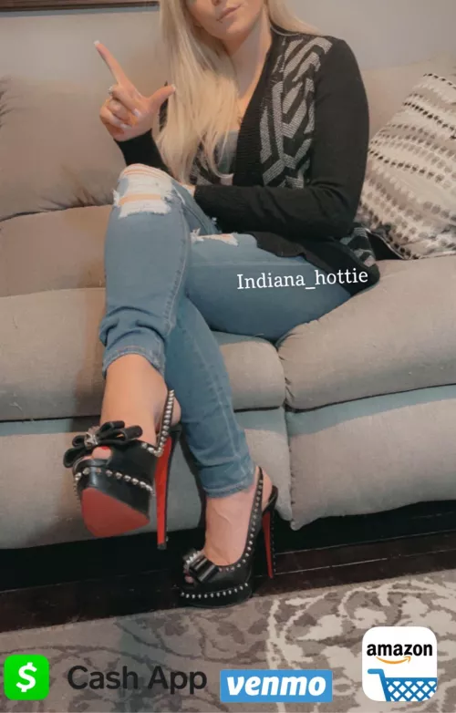 [dom] I’m feeling extra greedy tonight. Come please me the only way you can with cash‼️I want more Findom drains NOW! Time to empty those wallets into my account betas.