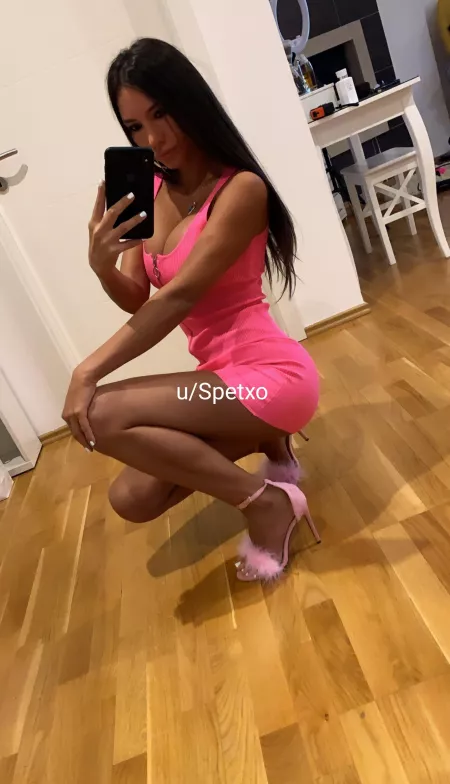 Dress to impress 😛 [F]