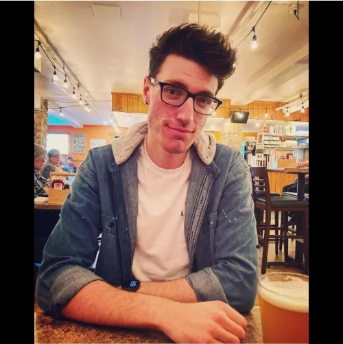 Eating out with friends and someone found my good side 😂