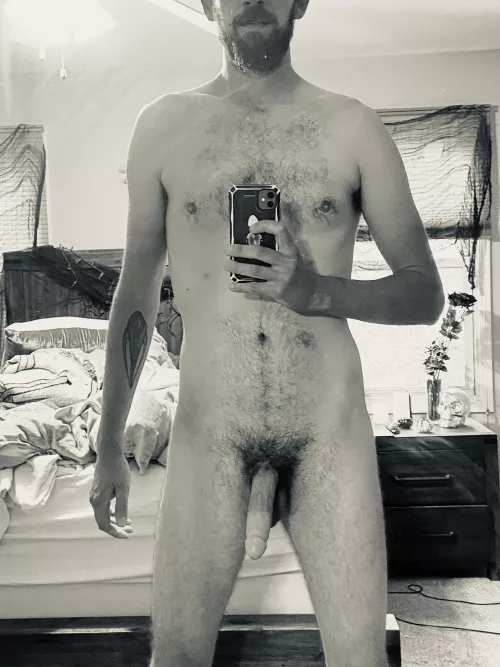 Edgy black and white pic because I’m edgy af