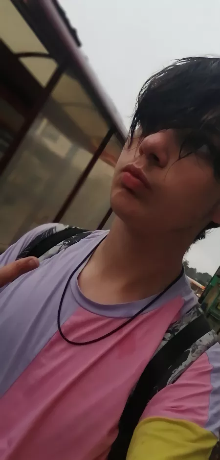 Edgy femboy reporting for duty ✌️✌️✌️