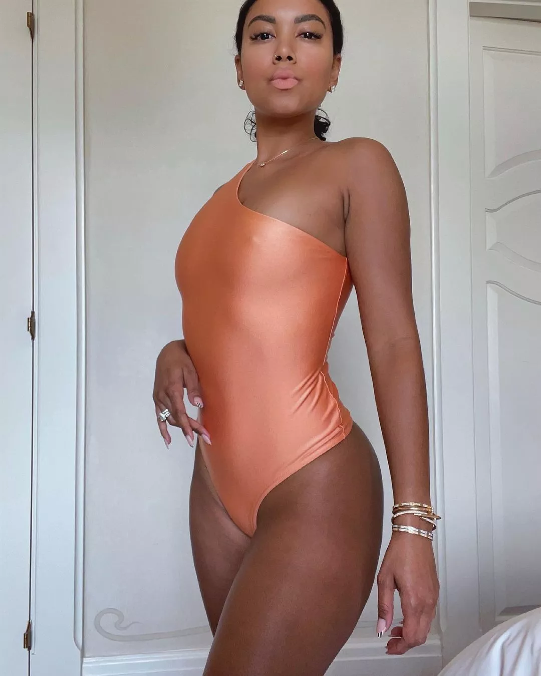 Eniko Hart