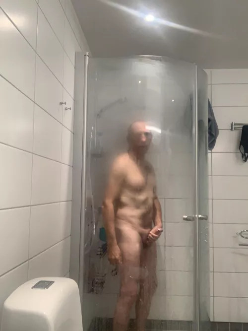 Enjoying my shower time(62)