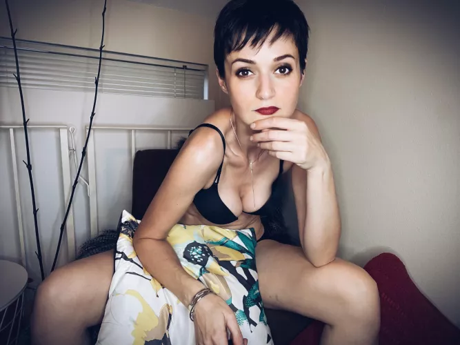 European girls are edgy, baby 👄[F38]