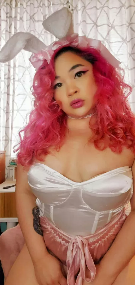 Even bunny girls need love too 💖