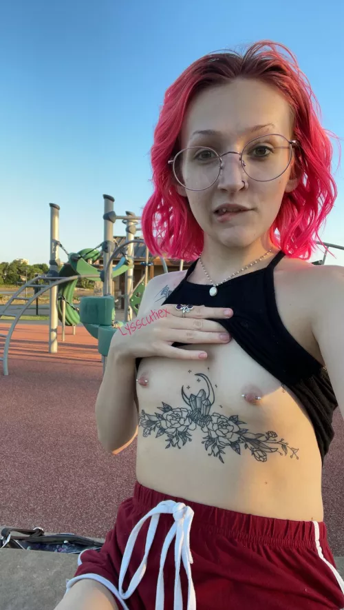 Ever fucked on a swing set? 😜