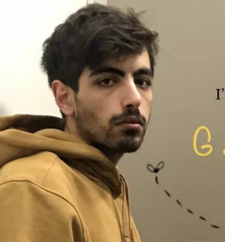 Every year, leaves turn yellow and collapses. My clumsy being also turns yellow and collapse Ona a regular basis. Ergo; I am autumn leaf. The crunchy kind 🍂 ofc.